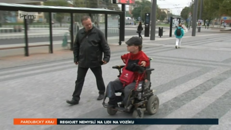 24. 9. 2017 ZPRÁVY: REGIOJET NEMYSLÍ NA LIDI NA VOZÍKU